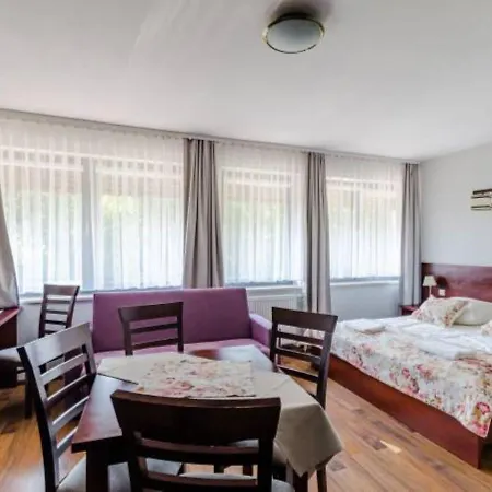 Apartamenty i pokoje ,,Leśne Jastarnia Zewnętrze zdjęcie