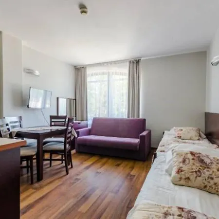 Apartamenty i pokoje ,,Leśne Jastarnia Zewnętrze zdjęcie